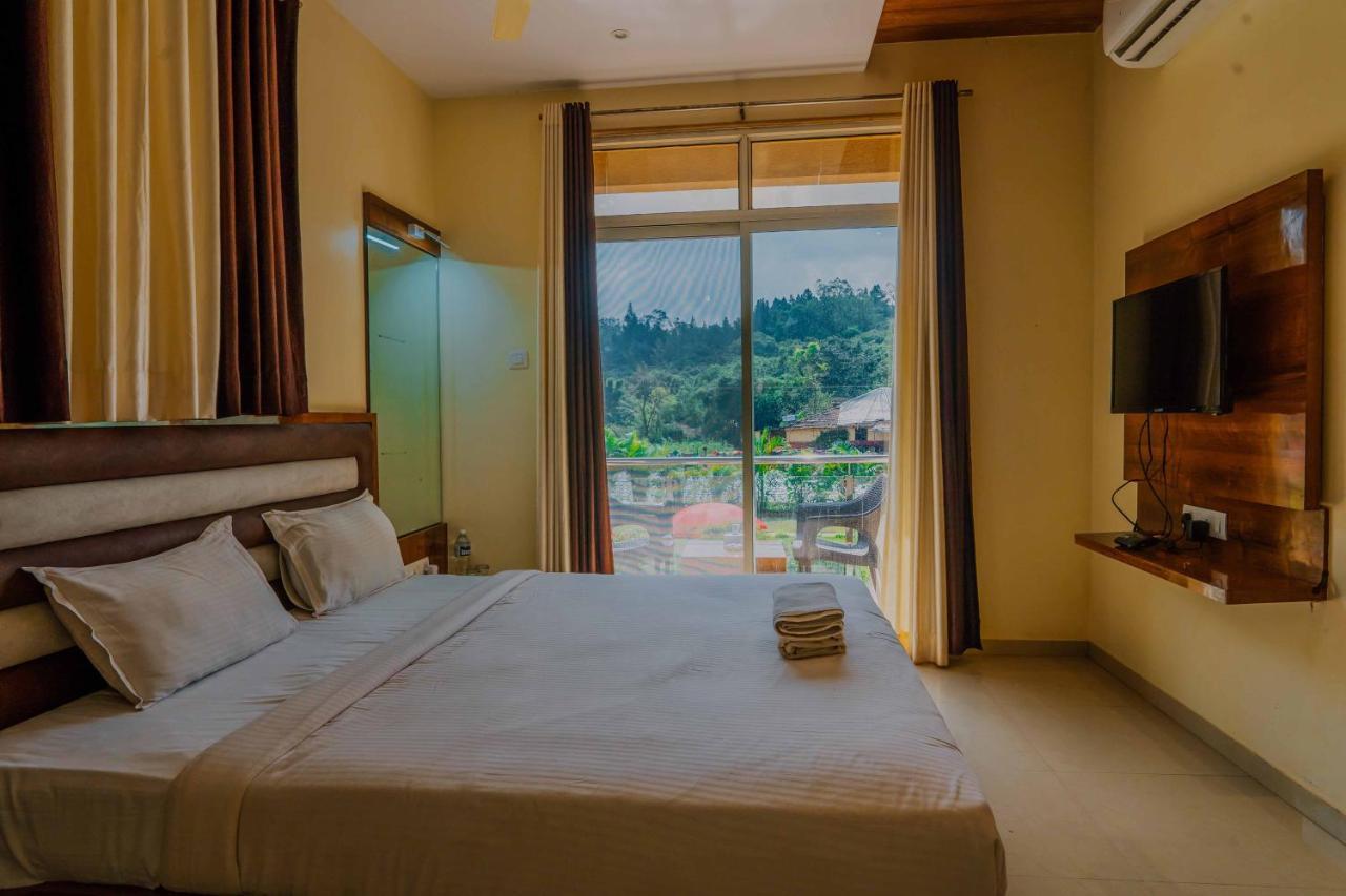 OAKWOOD near mapro mahabaleshwar Hotel Exterior foto