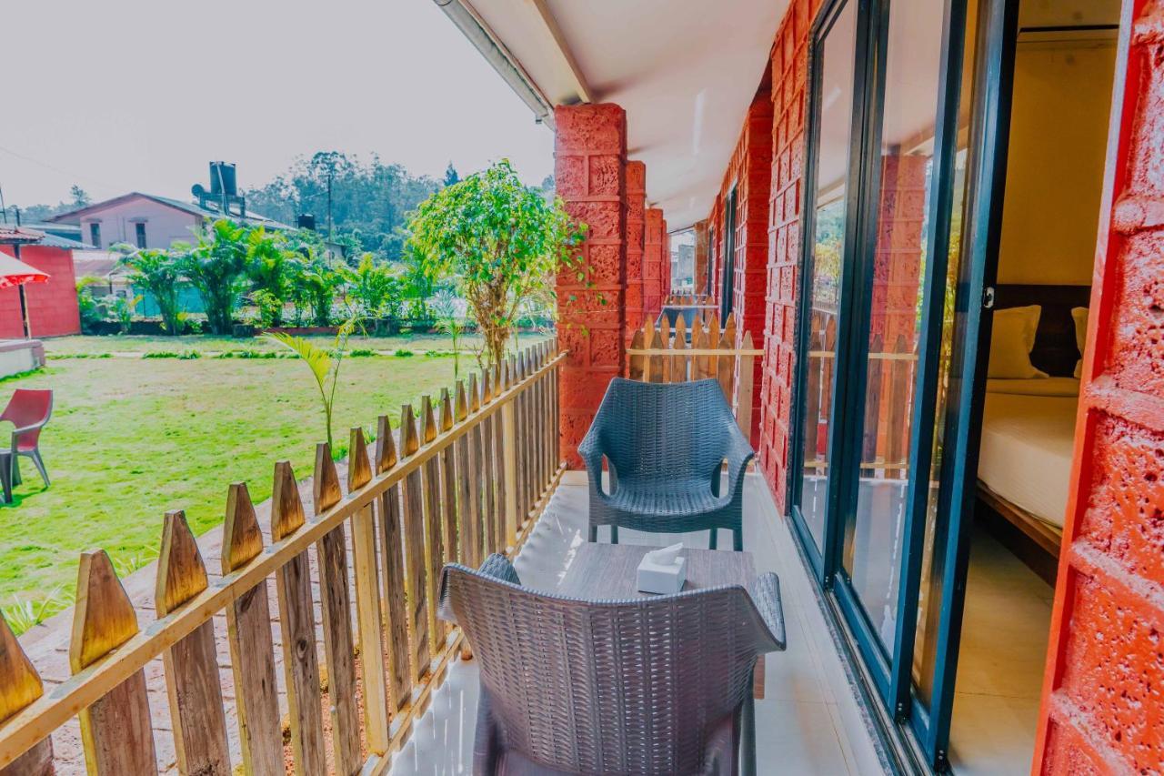 OAKWOOD near mapro mahabaleshwar Hotel Exterior foto